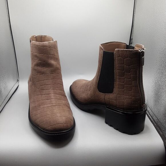 Brown Boots  - Picture 1 of 7